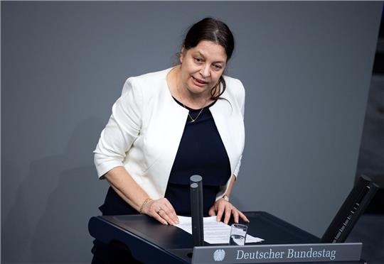 Birgit Malsack-Winkemann bei einer Rede im Bundestag - die einstige AfD-Abgeordnete sitzt inzwischen in Untersuchunghaft.