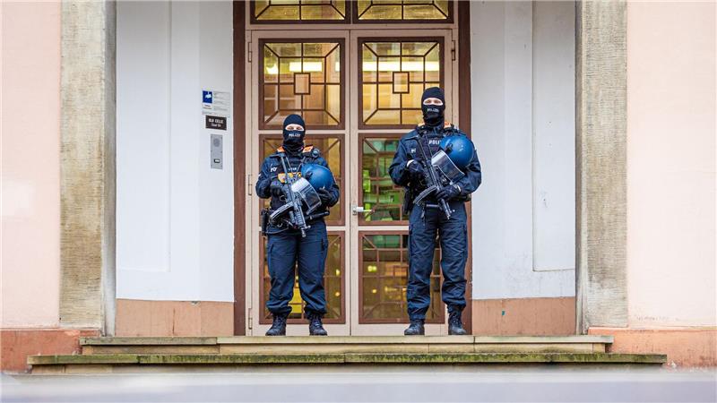 Bis Ende Mai wird noch im Staatsschutzsaal des Oberlandesgerichts Celle verhandelt. (Archivbild)