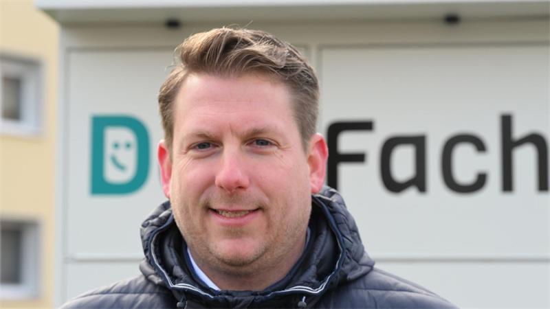 Bis gerade war Lukas Beckedorff Chef von DeinFach, nun ist der Chef von Myflexbox inklusive DeinFach.