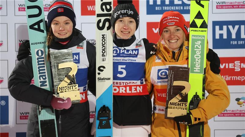 Bis jetzt gibt es nur die Two-Nights-Tour mit Springen in Garmisch-Partenkirchen und Oberstdorf für die Frauen. (Archivfoto)