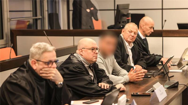 Schumacher-Erpressung: Familie legt Berufung ein Bis zu drei Jahre Haft für gescheiterte Schumacher-Erpressung verhängt. (Archivbild)