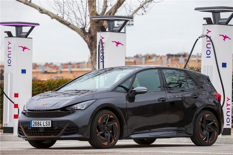 Seat-Chef will Marke mit preiswertem E-Auto erhalten Bisher bietet die spanische VW-Tochter Elektro-Autos ausschließlich unter der 2018 aufgelegten Tochtermarke Cupra an - preislich liegt die deutlich über Seat.