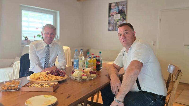 Björn Höcke (l.), AfD-Landesvorsitzender in Thüringen und Fraktionschef seiner Partei im Erfurter Landtag, besucht am Mittwoch dieser Woche den AfD-Kreisvorsitzenden Main Müller in Seesen. Sein Abstecher irritiert viele AfD-Mitglieder in der Region.
