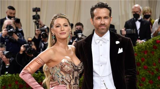 Blake Lively und Ryan Reynolds spenden wie Popstar Taylor Swift für die Hurrikan-Opfer in den USA. (Archivbild)