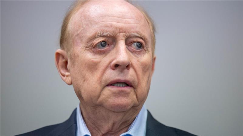 Schuhbeck bleibt vorerst auf freiem Fuß Bleibt trotz Fristablaufs auf freiem Fuß: Alfons Schuhbeck. (Archivbild)
