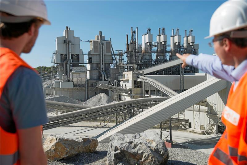 Goslarer Fels-Werke werden verkauft Blick auf das Kalk-Werk im Kalten Tal im Ostharz, das zu den Fels-Werken gehört. Foto: Fels-Werke