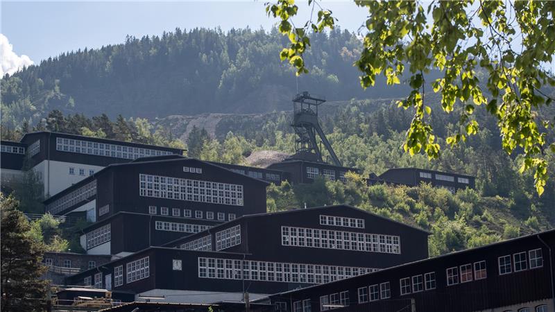 Blick auf die Gebäude des Welterbes am Rammelsberg.