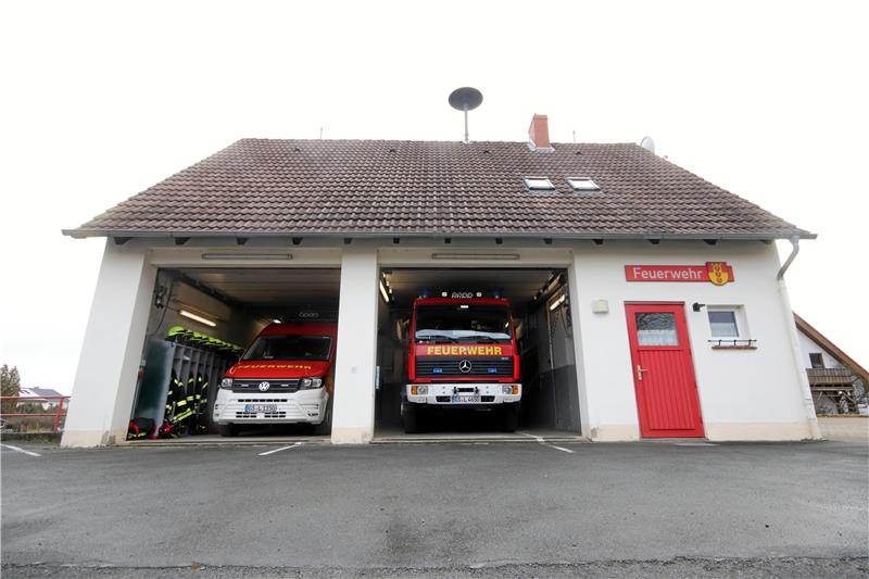 Feuerwehr kritisiert Liebenburgs Verwaltung Blick auf das alte Liebenburger Feuerwehrgerätehaus: Es soll durch eine Abgasabsauganlage ertüchtigt werden. Viele der einzubauenden Teile sollen auch bei einem Neubau eine Wiederverwendung finden können, so die Gemeinde. Foto: Gereke