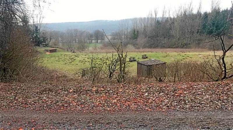 Blick auf den Schießstand Schweinsrücken bei Hahausen: So präsentierte sich die Anlage im Frühjahr.  Foto: privat