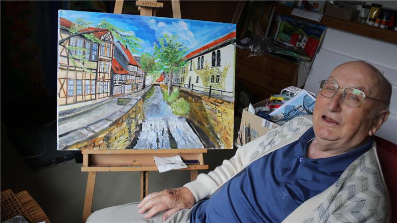 Blick auf die Abzucht: Gerhard Laue malt gern Goslarer Motive.