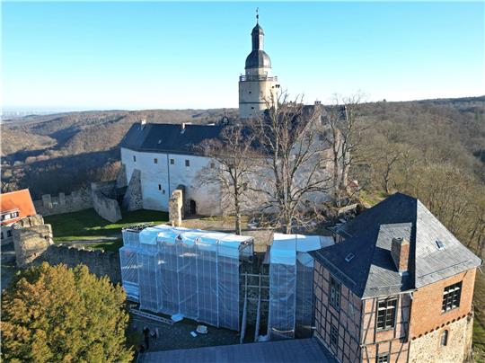 Die Burg Falkenstein aus der Vogelperspektive.