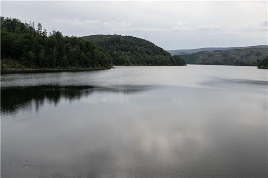 Blick auf die Sösetalsperre im Harz. Die Talsperren im Harz sind unter anderem für die Trinkwasserversorgung von Göttingen bis Bremen zuständig.