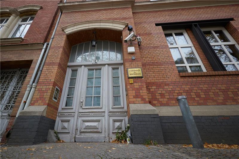 Wie damals? Zum 85. Jahrestag der Pogromnacht gegen Juden Blick auf die Synagoge in der Pestalozzistraße in Berlin-Charlottenburg.