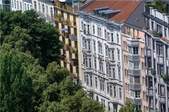 Blick auf die bayerische Landeshauptstadt München: In München lebt es sich gut ein Drittel teurer als im Vogtlandkreis.