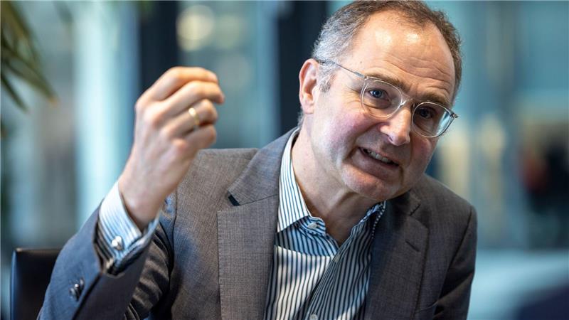 Börsenchef Leithner warnt vor Milliardenlasten in der gesetzlichen Rentenversicherung.