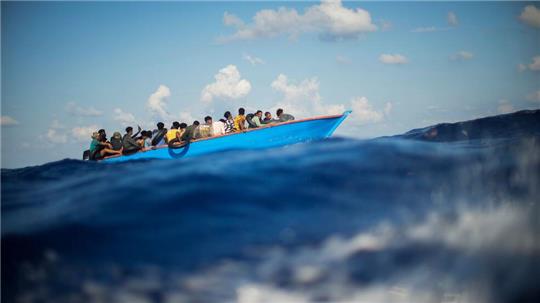 Bootsmigranten sollen künftig direkt an den EU-Außengrenzen. 