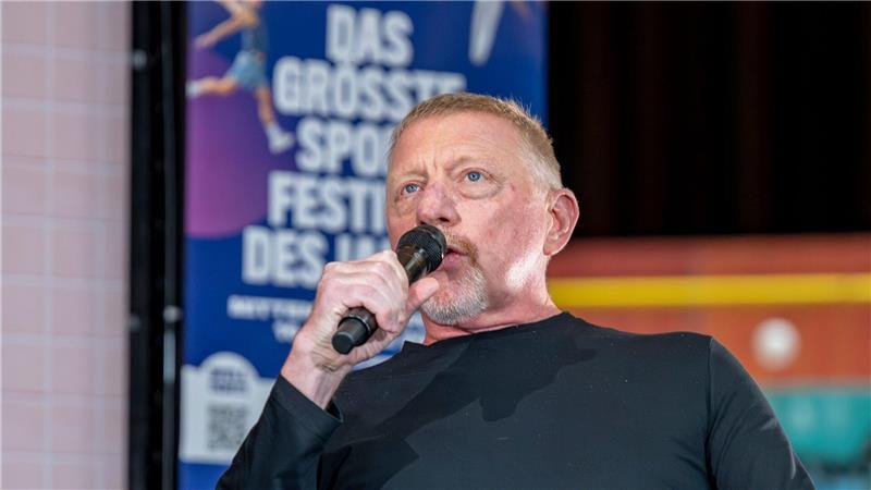 Neustart mit Toni Nadal? Becker sieht Chance für Zverev Boris Becker spricht am Rand der „FISU World Univeristy Games“ über seine Karriere und Ratschläge an junge Sportlerinnen und Sportler.