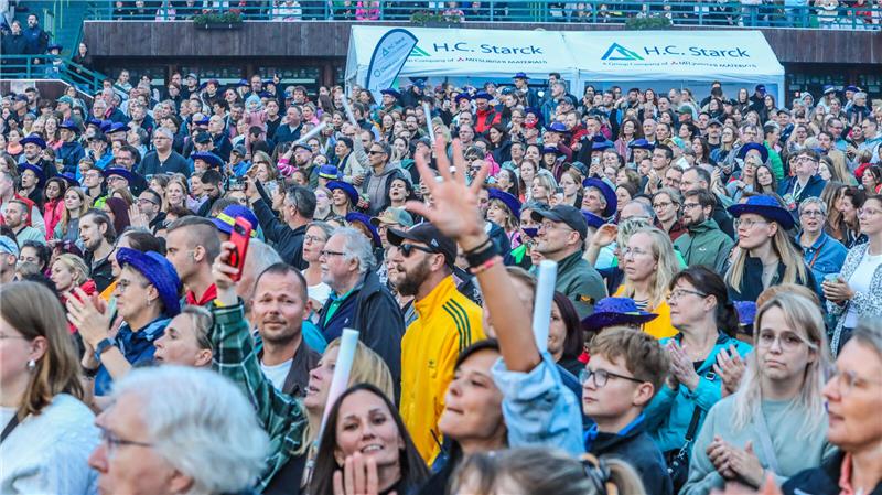 Bosse beim zweiten Abend der Yellow-Jockey-Konzerte