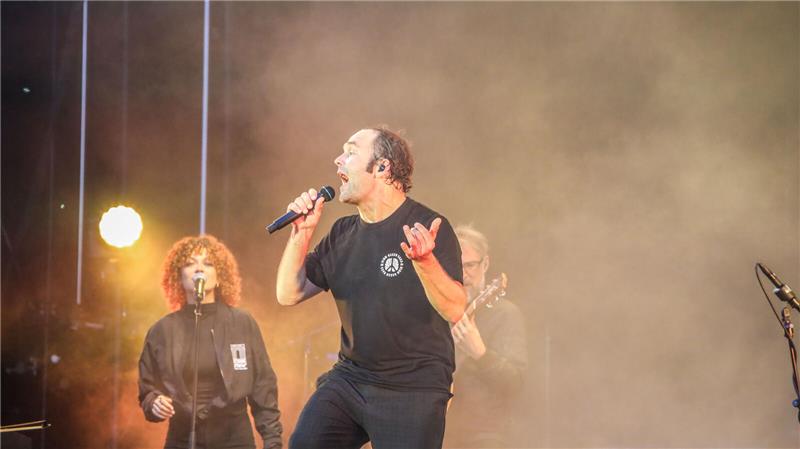 Bosse beim zweiten Abend der Yellow-Jockey-Konzerte