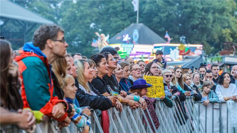 Bosse beim zweiten Abend der Yellow-Jockey-Konzerte