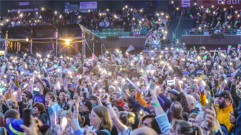 Bosse beim zweiten Abend der Yellow-Jockey-Konzerte