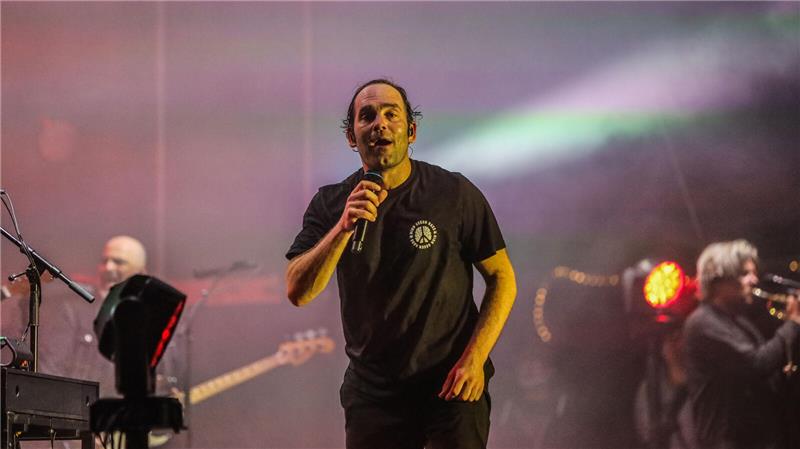 Bosse beim zweiten Abend der Yellow-Jockey-Konzerte