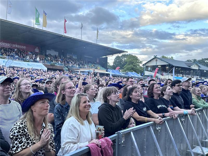 Bosse beim zweiten Abend der Yellow-Jockey-Konzerte