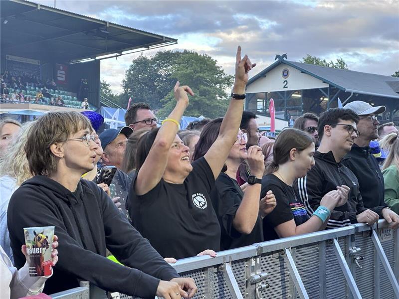 Bosse beim zweiten Abend der Yellow-Jockey-Konzerte