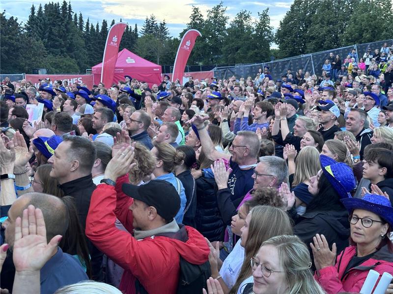 Bosse beim zweiten Abend der Yellow-Jockey-Konzerte