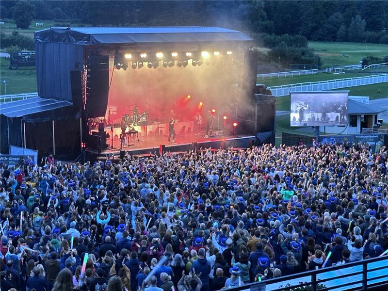 Bosse beim zweiten Abend der Yellow-Jockey-Konzerte