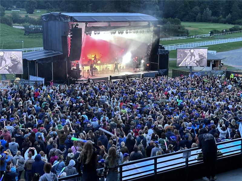 Bosse beim zweiten Abend der Yellow-Jockey-Konzerte