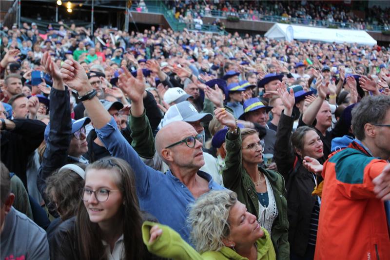 Bosse und Siggi beim zweiten Konzert des Yellow-Jockey-Festivals