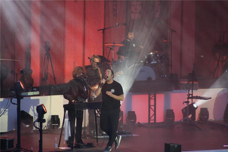 Bosse und Siggi beim zweiten Konzert des Yellow-Jockey-Festivals