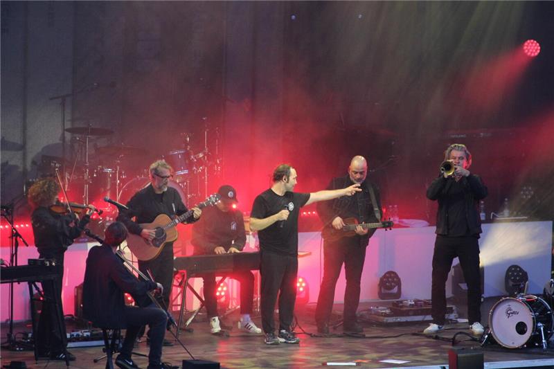 Bosse und Siggi beim zweiten Konzert des Yellow-Jockey-Festivals