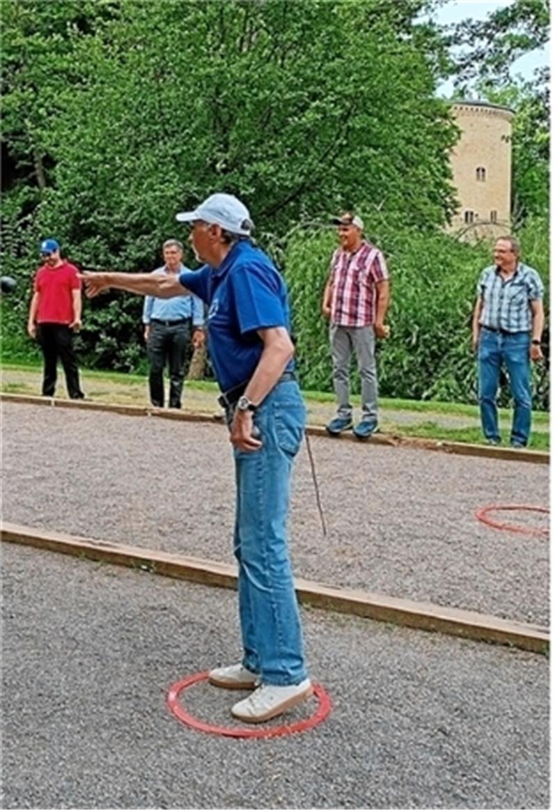 Boule – ein Spiel mit Abstands-Regeln. Foto: Vereinsarchiv
