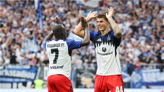 Brach den Tor-Bann des HSV: Luka Vuskovic (r). 