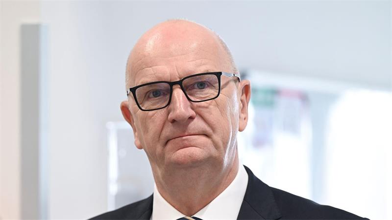 Brandenburgs Ministerpräsident Dietmar Woidke (SPD) dringt auf einen Spritpreisdeckel. (Archivbild)