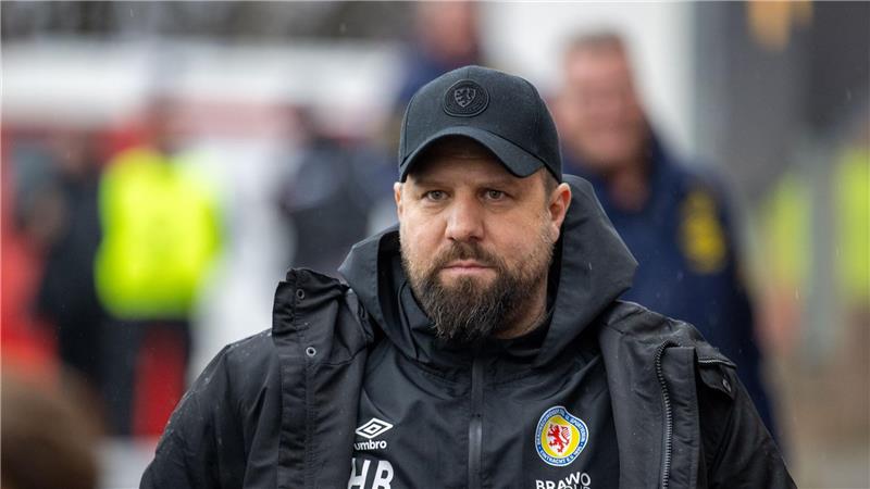 Braunschweigs Trainer Heiner Backhaus.