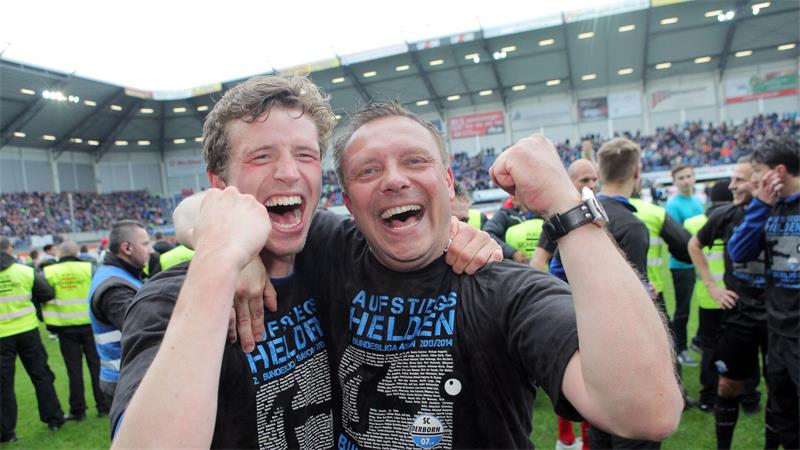 Paderborns Aufstiegsheld: „Das macht den Verein attraktiv“ Breitenreiter (r) trainierte Paderborn zwischen 2013 und 2015. (Archivbild)