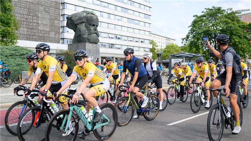 Kulturhauptstadt ade - Was bleibt von Chemnitz 2025? Breiter Kulturbegriff: Als Kulturhauptstadt Europas hat Chemnitz auch die Sportkultur gefeiert. Wie hier beim European Peace Ride oder beim Kulturhauptstadt-Marathon (Archivbild)