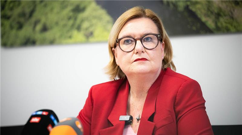 Bremens Innensenatorin Eva Högl zeigt sich besorgt mit Blick auf die Situation im Nahen Osten. (Archivbild)