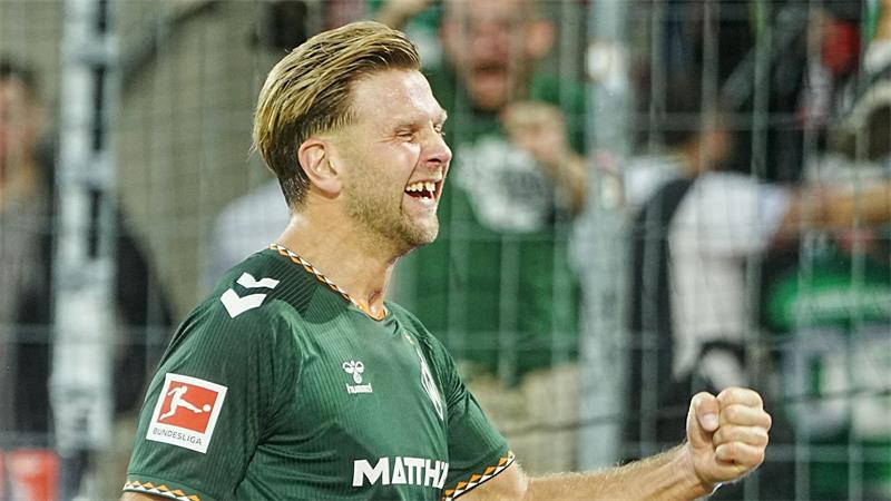 Köln verspielt Führung und spielt 1:1 gegen Bremen Bremens Niclas Füllkrug jubelt über den Ausgleich.