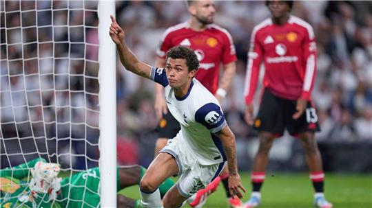 Brennan Johnson lässt die Spurs jubeln.