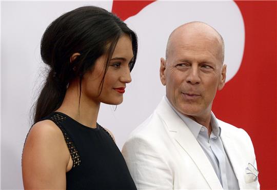 Bruce Willis und Emma Heming-Willis bei der Premiere des Films «Red 2» 2013.