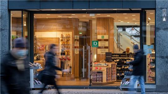 Brummt der Laden? Geht so - Deichmann hat weniger Schuhe verkauft.