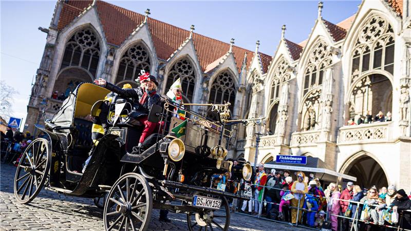 „Brunswiek Helau!“ hieß es beim 48. „Schoduvel“ in Braunschweig.