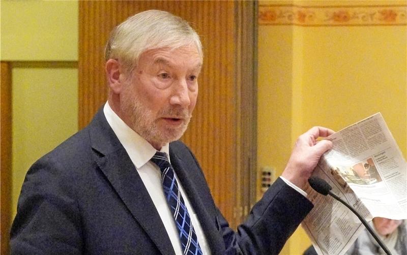 Bad Harzburger dürfen jetzt auch in Ausschüssen Fragen stellen Bürgermeister Ralf Abrahms. Foto: Schlegel