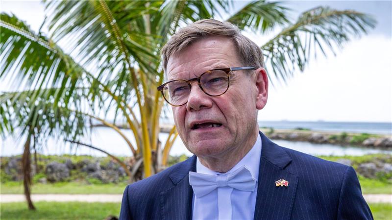 Bundesaußenminister Johann Wadephul (CDU) hat die Ausweisung eines Mitarbeiters der deutschen Botschaft in Moskau als völlig inakzeptabel kritisiert. 