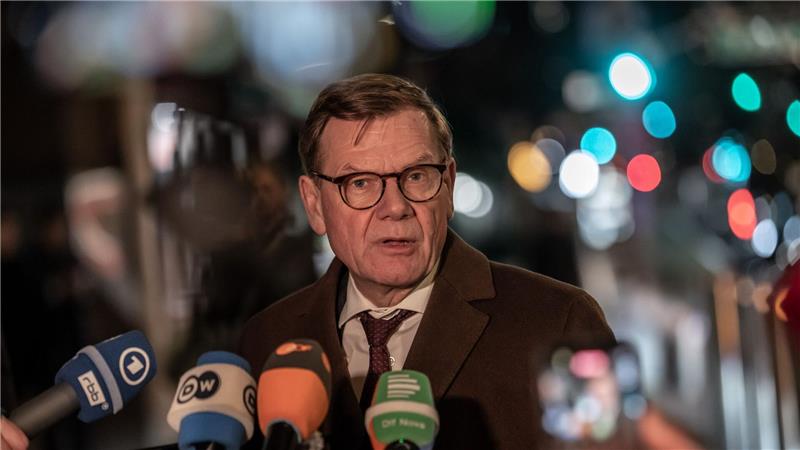 Bundesaußenminister Wadephul fordert schärfere Maßnahmen gegen die Führung in Teheran. 