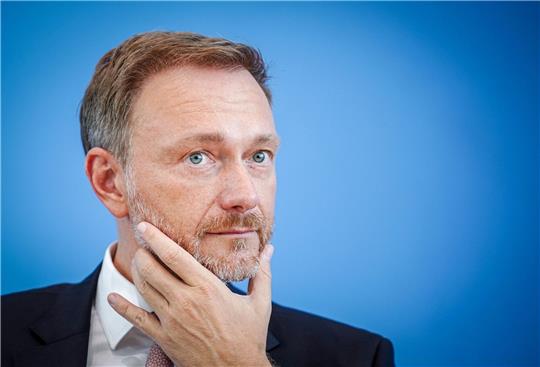 Bundesfinanzminister Christian Lindner äußert sich zur Heizungsförderung.
